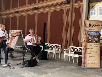 Kulturdonnerstage in der Dorfbadhalle